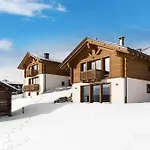شاليه Plaz ليفينو