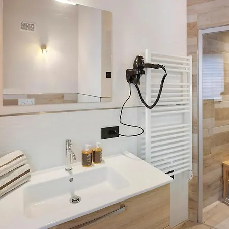 샬레 Plaz 리비뇨